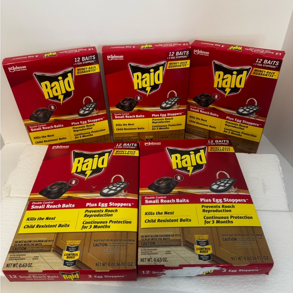 Raid Small Roach Baits with Egg Stoppers – Red (Raid) 5 Box